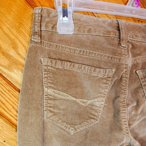 Bandolino Jeans Mandie light brown corduroy straight leg pants missy size 6 - Picture 10 of 13
